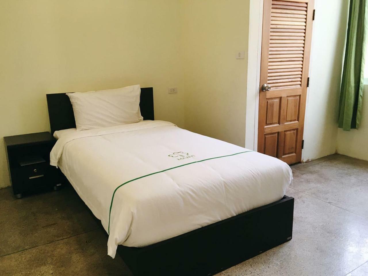 Manyi Boutique House Hotel Chiang Mai Exterior foto