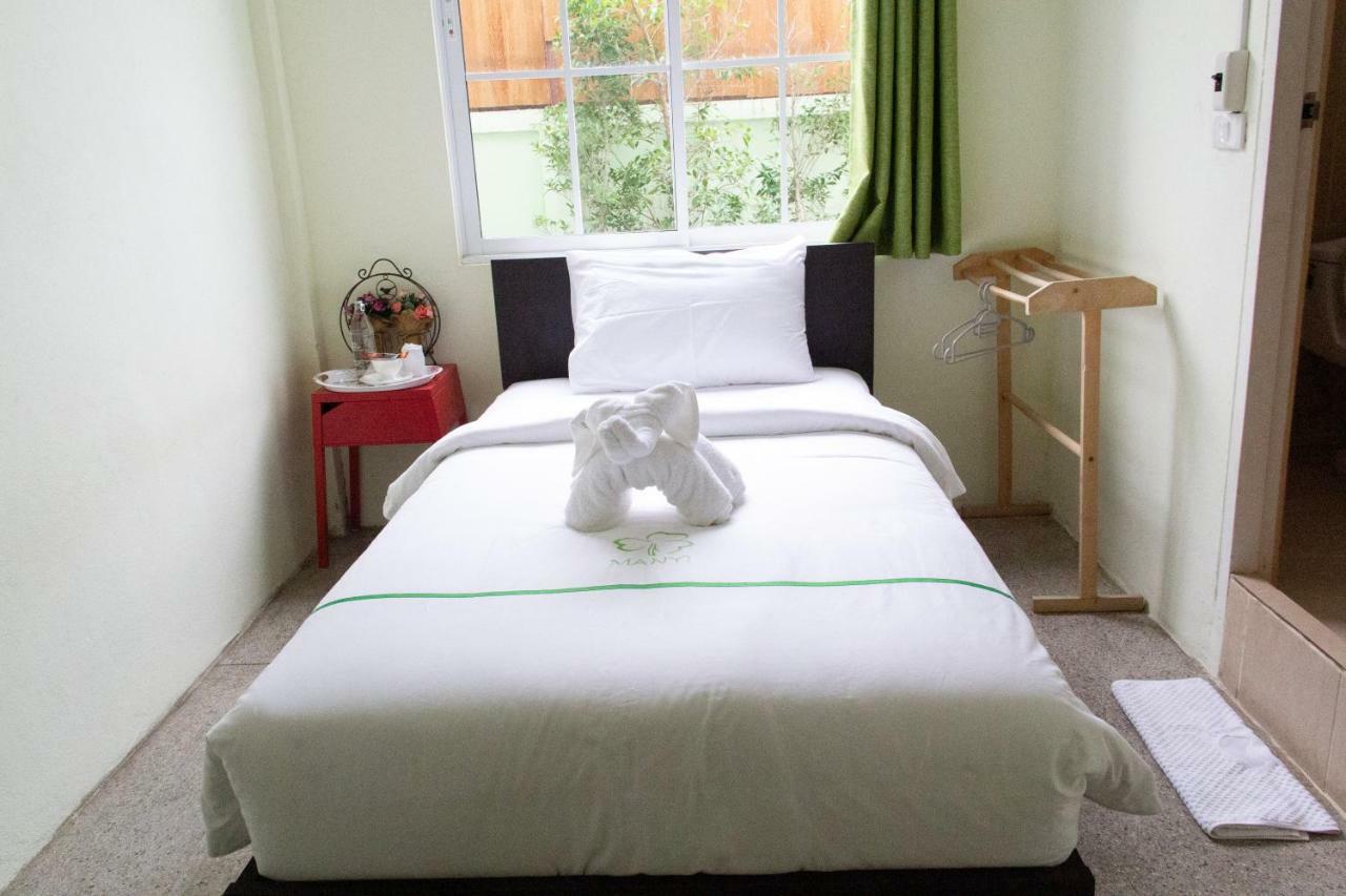 Manyi Boutique House Hotel Chiang Mai Exterior foto